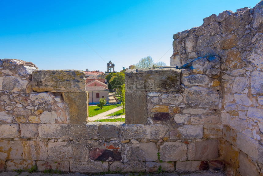 西班牙萨莫拉古历史城堡图片