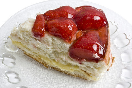 美味的草莓干酪蛋糕切口片图片