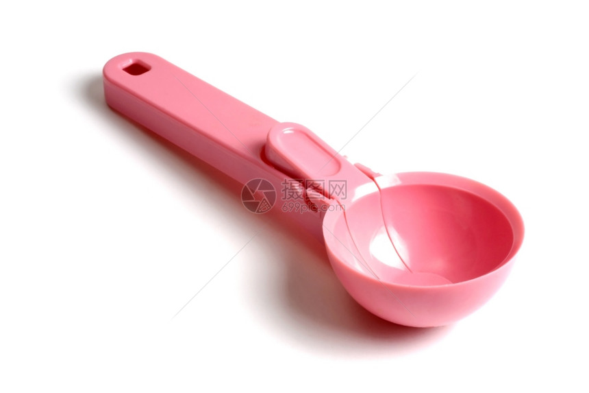 白背景孤立的粉红冰淇淋勺图片