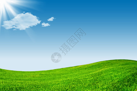 蓝色的天空和绿色的草原图片