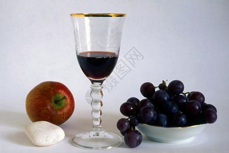 一杯红葡萄酒白的水果图片