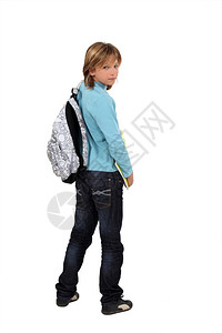 背包的中学生图片