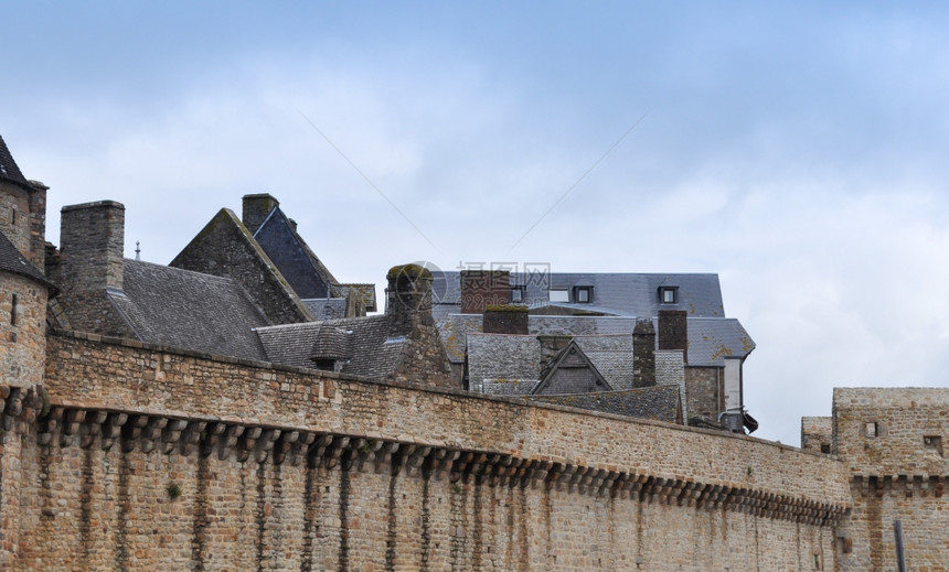 法国圣莱昂纳德市法国圣莱昂纳德市的景象图片