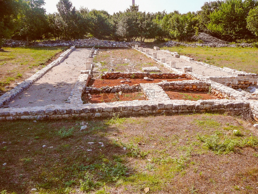 克罗地亚岛奥米萨利古老考遗迹图片