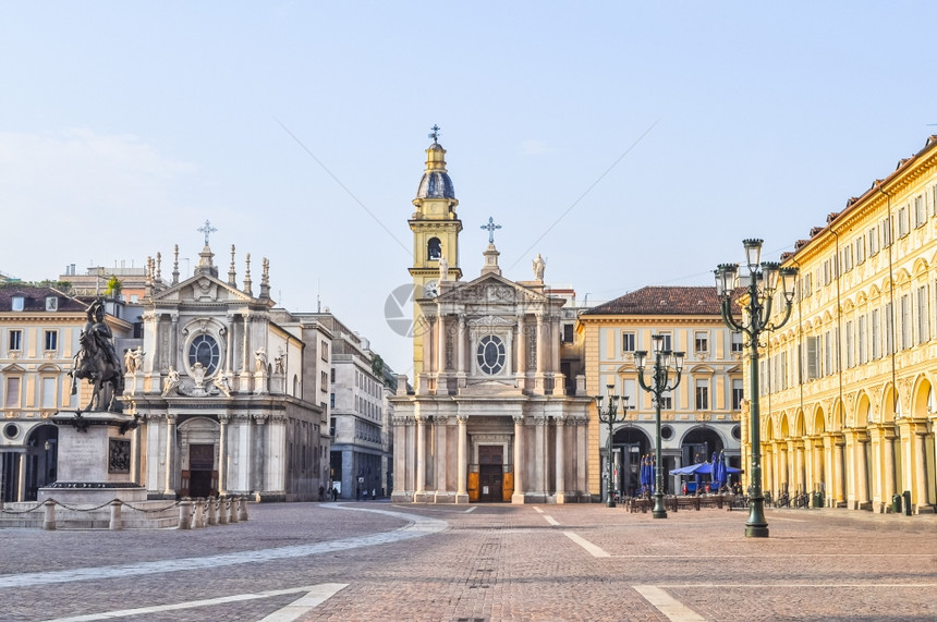 都灵托里诺巴洛克Baroque的圣卡罗PiazzaSanCarlo高动态区域HDR图片