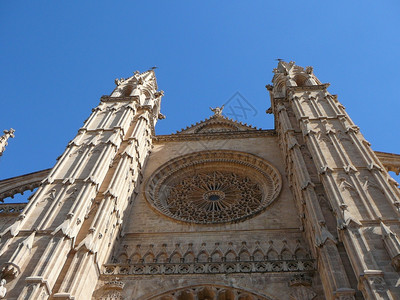 西班牙帕尔马洛卡洛卡的拉苏大教堂西班牙帕尔马洛卡的帕尔圣玛丽亚大教堂背景图片