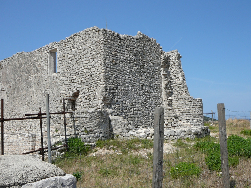 Osor市的废墟Osor市的古老废墟图片