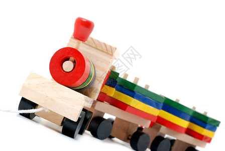 儿童玩具白色背景的蒸汽机车背景图片