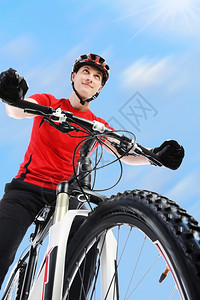 骑自行车者肖像的图片