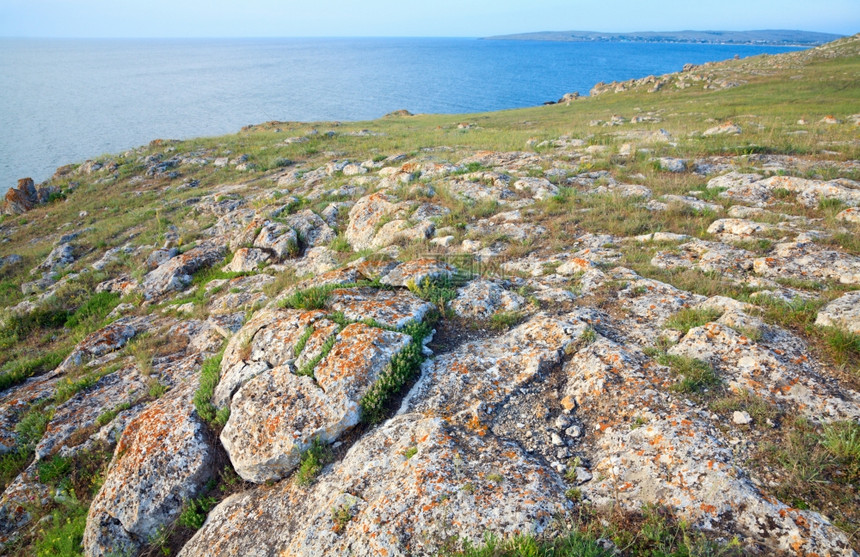 夏季海洋和岩石岸线Katantip保护区克里米亚乌兰图片
