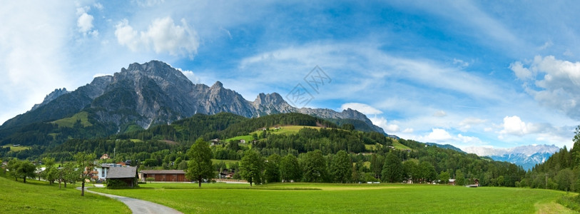 阿尔卑斯山地宁静的夏季观察奥地利三拍综合图片图片