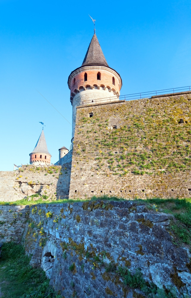 KamianetsPodilskyi城堡乌克兰Khmelnytskyi州是前波兰城堡乌克七大奇迹之一建于14世纪初图片