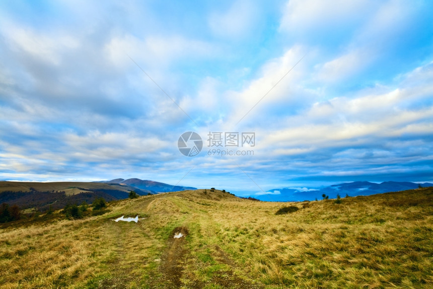 秋夕夜山高原景观乌克兰喀尔巴阡山图片