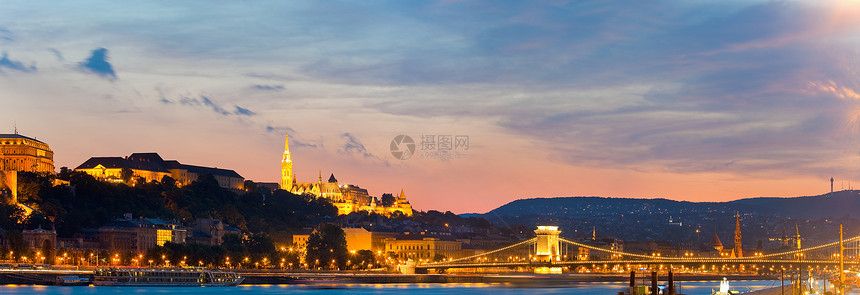 布达佩斯夜视长期匈牙利地标连环桥和皇宫两针缝合图像图片