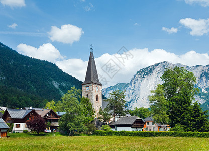 阿尔卑斯山平静的夏季风景和村庄奥地利阿尔泰瑟图片
