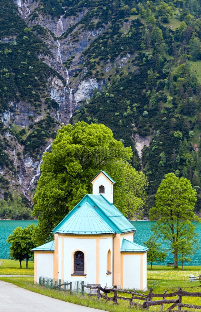 AchenseeAchen湖夏季景观和教堂奥地利图片