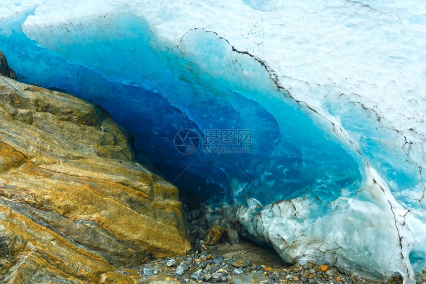 Svartisen冰川夏季观测挪威Moloy图片