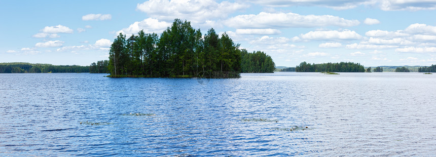 Rutajarvi湖夏季风景边上有森林芬兰Urjala图片