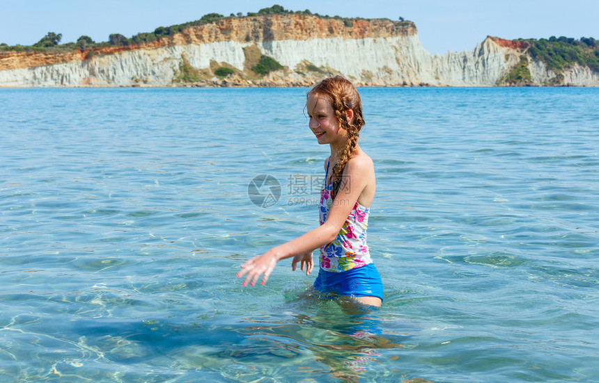 海上快乐女孩希腊Gerakas爱奥尼亚海图片