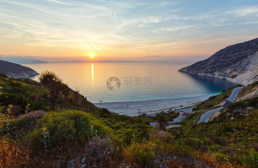 Myrtos海滩希腊Kefalonia爱奥尼亚海的日落视图图片
