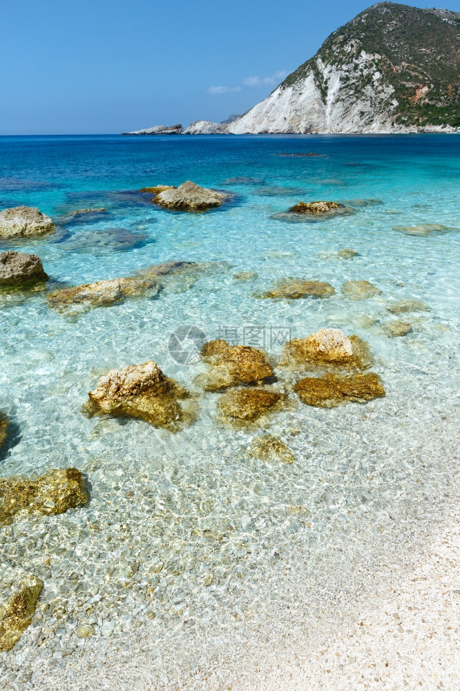 佩塔尼海滩夏季风景希腊基法罗尼亚图片