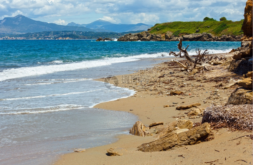 海滩希腊莱夫卡达爱奥尼亚海的夏季景图片