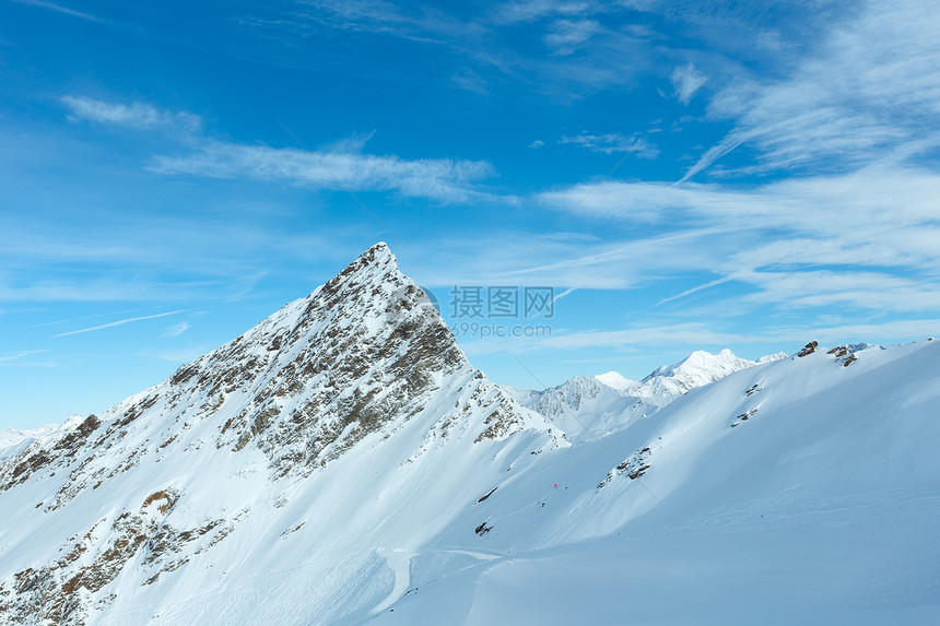 冬多洛米顿山地景观滑雪度假胜地奥贝古尔赫蒂罗奥地利图片