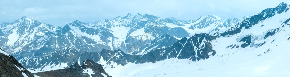 从Karlesjoch山3108米靠近奥地利意大利边界的KaunertalGletscher观看全景背景图片