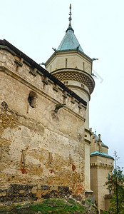 Bojnice城堡隔离墙斯洛伐克夏季建于12世纪890年重建图片