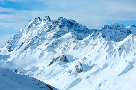 阿尔莫雷布山上午西尔夫雷塔阿卑斯山景观奥地利蒂洛尔背景