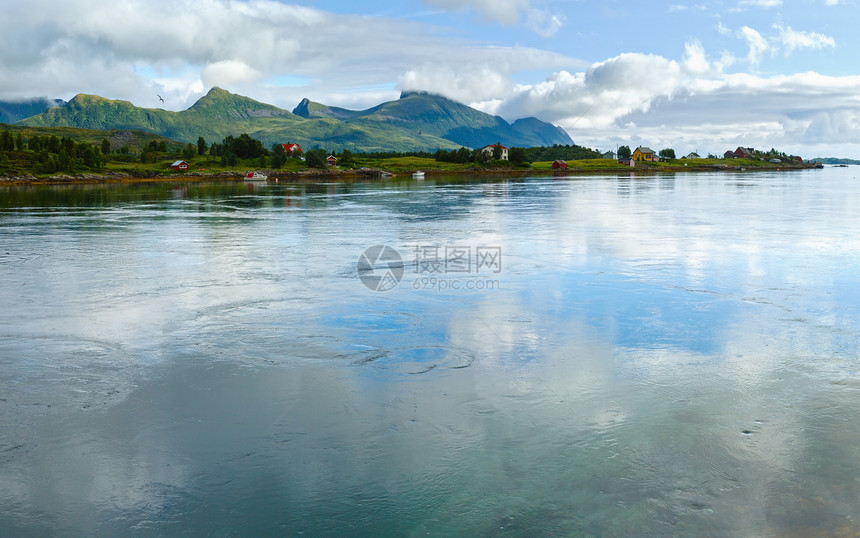 Ersfjorden景观挪威洛福滕图片