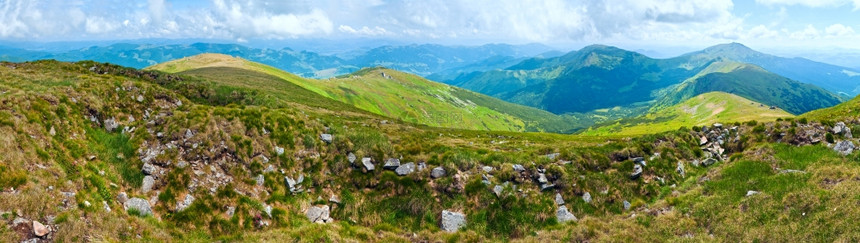 夏季山区全景科霍诺格拉脊喀尔巴阡山乌克兰图片