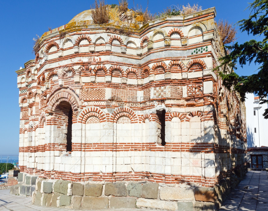 保加利亚Nessebar的圣约翰阿里图尔赫托教堂被摧毁图片