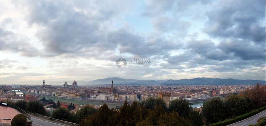 佛罗伦萨市顶端风景意大利托斯卡纳在阿诺河帕拉马图片