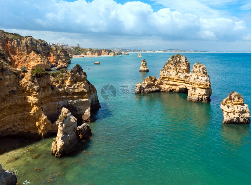 黄岩海岸葡萄牙阿尔加夫拉各斯市PontadaPiedade所有人都无法辨认图片
