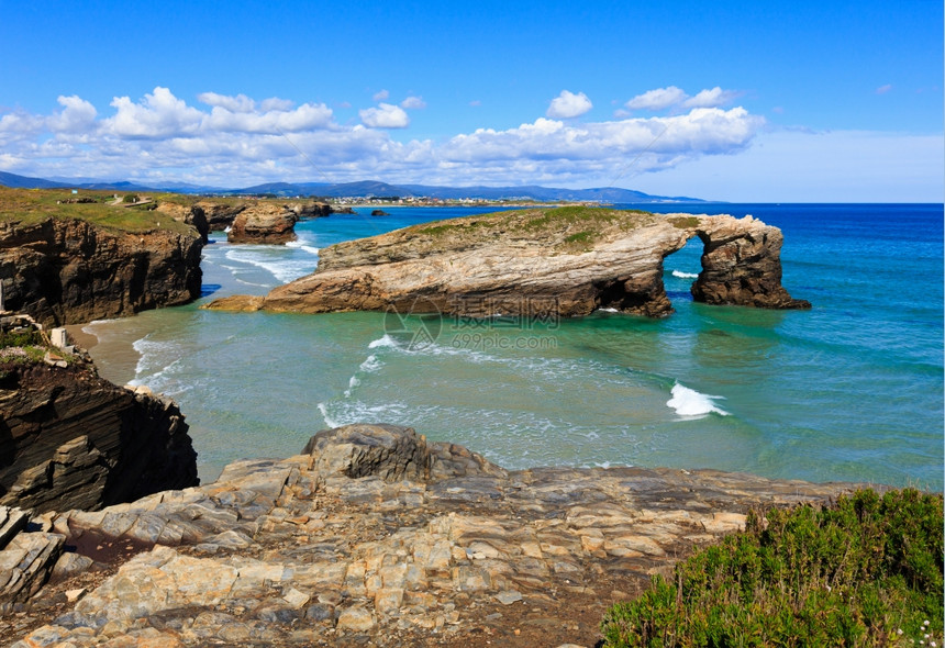 坎塔布里克海岸夏季风景迦太德拉海滩卢戈加利西亚班牙图片