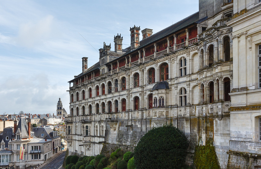 Blois镇市风景和FrancisI翼后方15年建造法国卢瓦尔河谷皇家Blois城堡图片