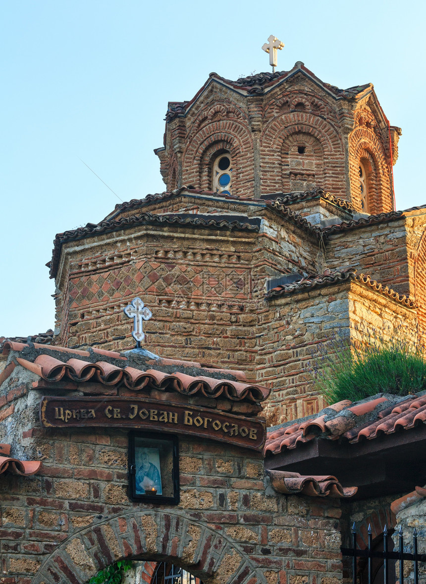 13世纪建于Kaneo最高风景马其顿奥里德镇的圣约翰教堂图片
