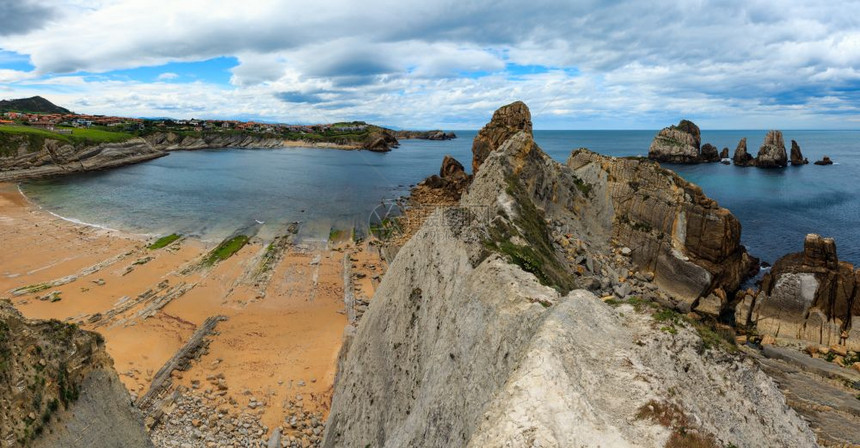 ArniaBeach西班牙大洋海岸景观两针缝合全景图片