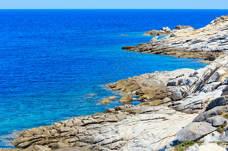夏季海平面岸景观哈基迪西索尼亚希腊图片