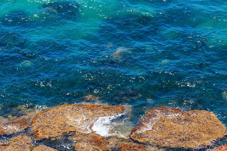 意大利西里海滨以透明的平面水自然背景观察图片