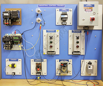 工业运动控制培训小组用于成人和职业教育图片