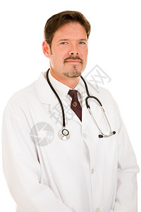 身穿白色实验室大衣的英俊值得信赖的医生肖像孤立在白色上图片