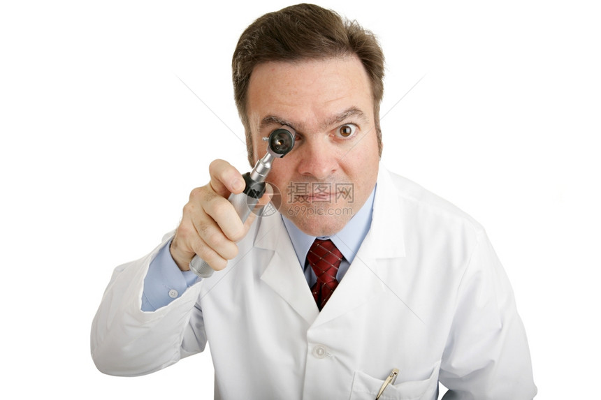 一位医生的近距离观察直接进入摄像头的眼视镜图片