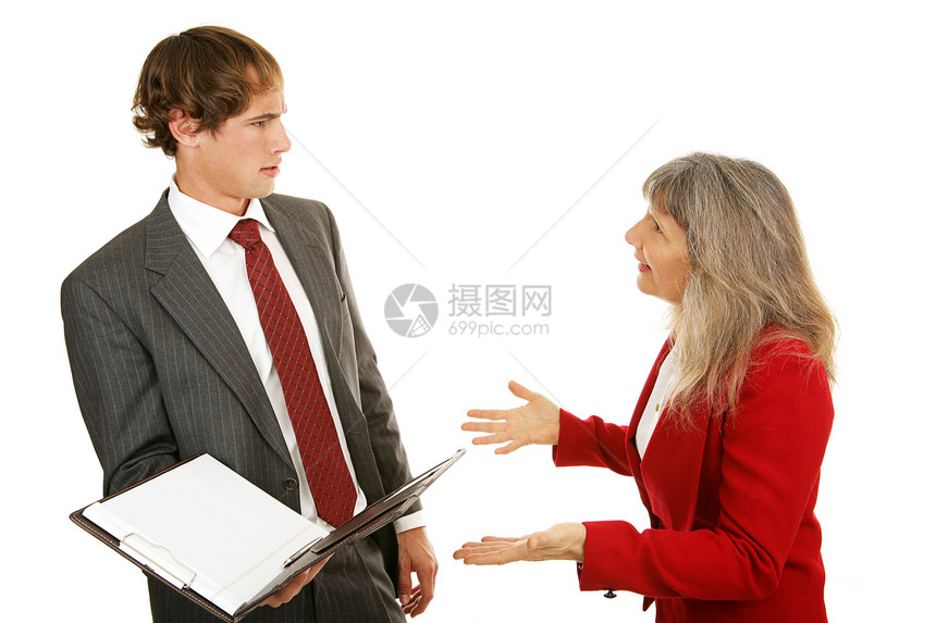 年轻的商人面对着他愤怒的女老板孤立白人老板图片