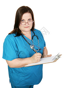 严重外型护士在病历上做笔记孤立在白色上图片