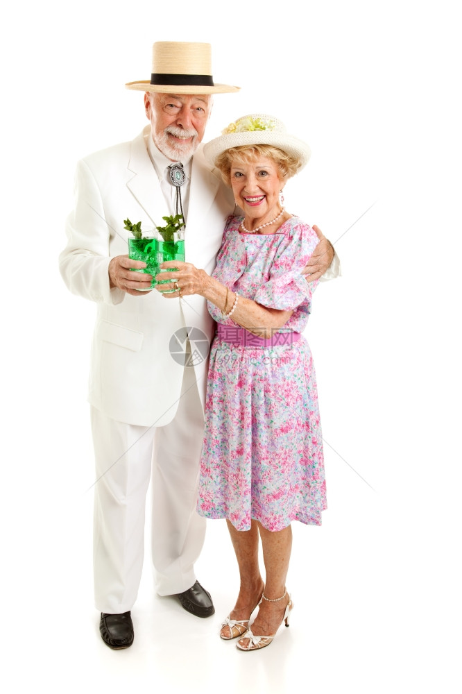穿成肯塔基德比的老夫妇喝薄荷酸奶全身都是白的图片
