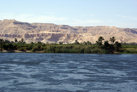 埃及卢克索尼罗河韦瑟高清图片