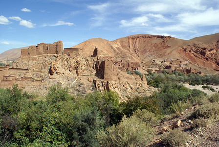 摩洛哥BulmanDodes山谷和村庄图片