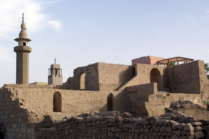 约旦阿卡巴米纳雷特和旧堡垒图片